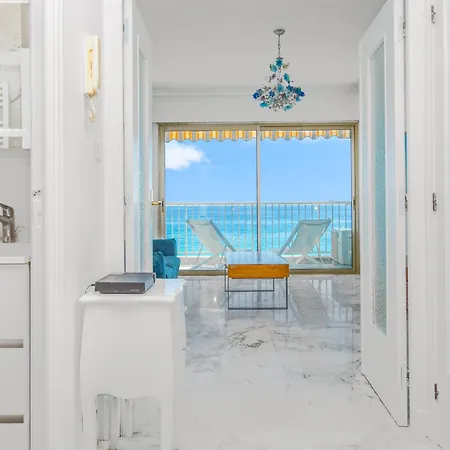 Vue Et Plein Centre à *